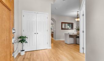 61041 Chamomile Pl, Bend, OR 97702