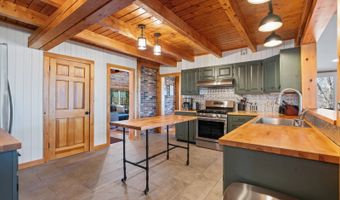 81 Barnum Rd, Windham, NY 12454