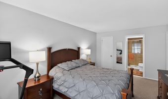1311 Wellington Pl, Aberdeen, NJ 07747