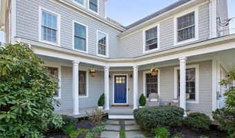 128 Indian Ave, Portsmouth, RI 02871