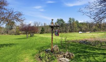 856 Matteson Rd, Bennington, VT 05201