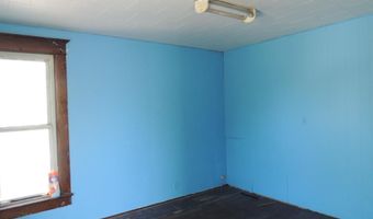 401 S Third St, Altamont, IL 62411