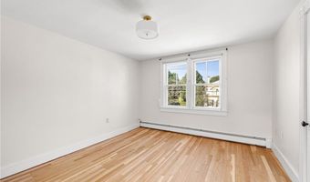 130 W Main St, North Kingstown, RI 02852