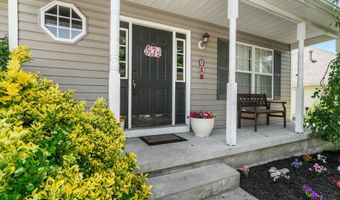 73 Timberline Rd, Bayville, NJ 08721