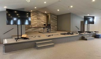 916 FELD St, Algoma, WI 54201