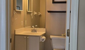 1004 Pinnacle Way 1004, Danbury, CT 06811