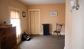 151 Kenduskeag Ave, Bangor, ME 04401