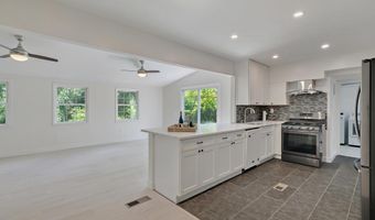 2207 HARWOOD Ln, Bowie, MD 20716