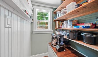 800 Bradish St, Adrian, MI 49221