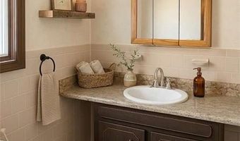 699 Lower River Rd, Lincoln, RI 02865
