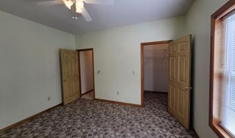 16427 Farm Road 2007, Aurora, MO 65605