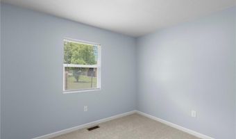 1215 Kenwood Dr, Austin, IN 47102