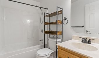 70 Peach St, Austin, AR 72007