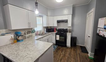1306 S 2nd St, Aberdeen, SD 57401
