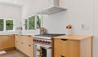 173 S Kingsley Dr, Los Angeles, CA 90004
