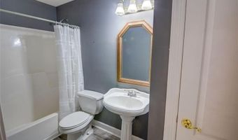 5196 Staverly Ln, Peachtree Corners, GA 30092
