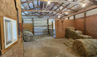 16427 Farm Road 2007, Aurora, MO 65605