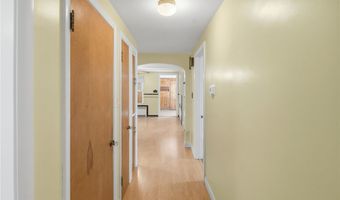 15 Valley View Dr, Cumberland, RI 02864