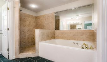 6841 TREE BREEZE, Bartlett, TN 38135