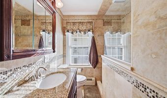 112 Clay St, Central Falls, RI 02863