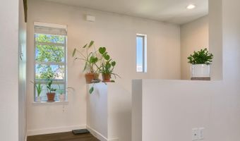61 S Mountain Ave, Ashland, OR 97520