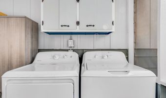 168 21st Ave, Apalachicola, FL 32320