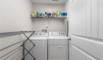 1385 Robins Nest Dr, Asheboro, NC 27203