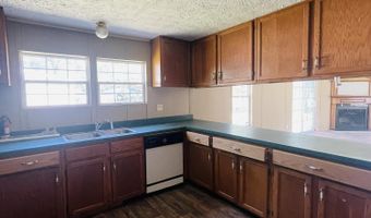 25 Milledge Village Rd, Beaufort, SC 29906
