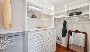 73 E 25th St, Avalon, NJ 08202