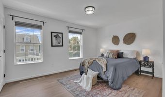 120 Gifford Rd, Columbus, OH 43235