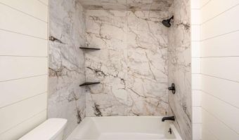 60 Brookside Ave, Albany, NH 03818