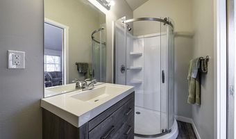 563 Rock - 152 Maple St, Ashland, OR 97520