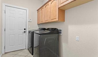 1717 Red Oak St, Ardmore, OK 73401