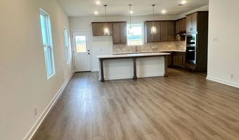 182 Peeps Ct, Adkins, TX 78101