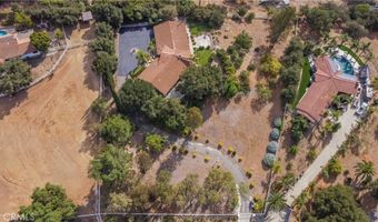 1581 Sycamore Dr, Fallbrook, CA 92028