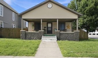 36 W Olive St, Aurora, MO 65605