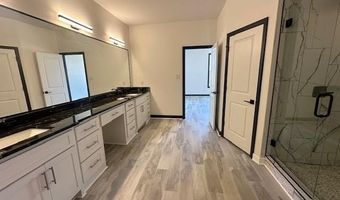 1064 Duke Dr, Bauxite, AR 72011