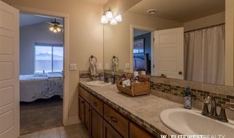 2953 E Ave, Cody, WY 82414