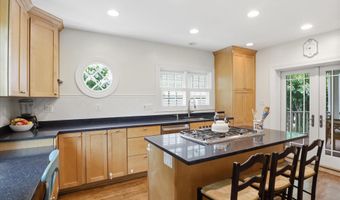 2316 N STAFFORD St, Arlington, VA 22207