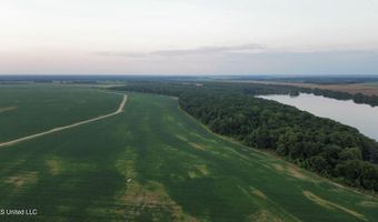 Bolivar Road, Benoit, MS 38725