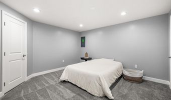 710 S CHARLES St, Baltimore, MD 21230