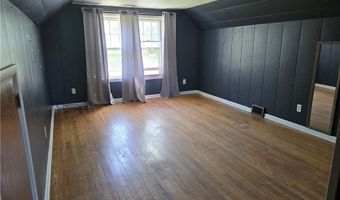 201 Ridgewood Dr, Amsterdam, OH 43903