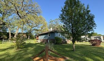 203 CEDARWOOD Ln, Antioch, IL 60002