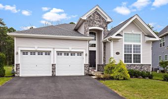 21 Aurora Cir, Barnegat, NJ 08005
