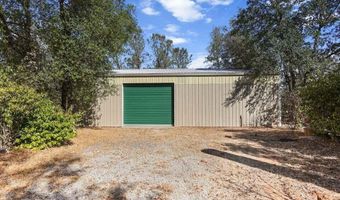 16840 Hawthorne Ave, Anderson, CA 96007