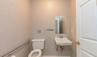 22639 CENTER Pkwy, Accomac, VA 23301