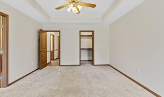1965 W Cardinal Ln, Aurora, MO 65605