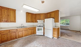 17144 PARKVIEW Dr, Brookings, OR 97415