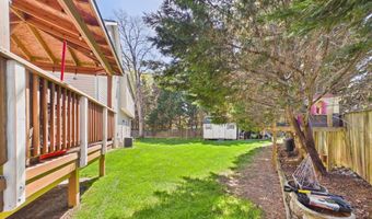 7801 RIDGEWOOD Dr, Annandale, VA 22003