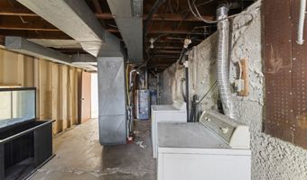 1800 Chopsey Hill Rd, Bridgeport, CT 06606